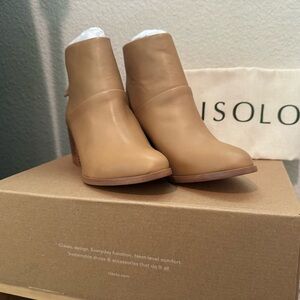 Nisolo Dari Leather Ankle Boots Sz 7.5